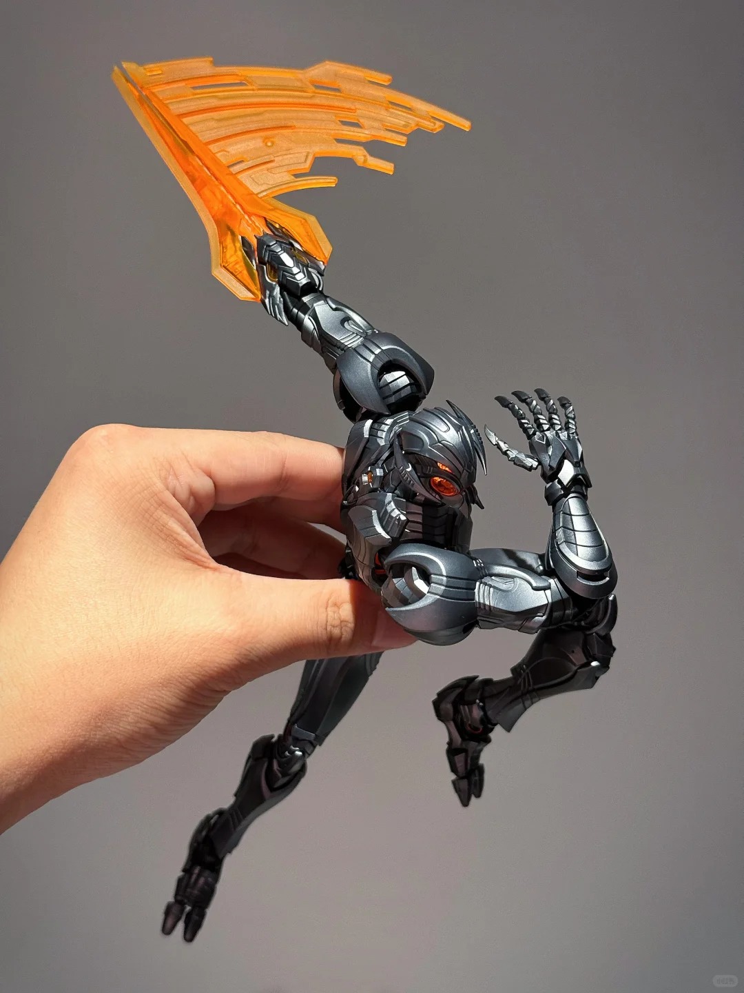 In Stock Blokees Ultron Marvel - đánh giá và giá Model Kit Ultron