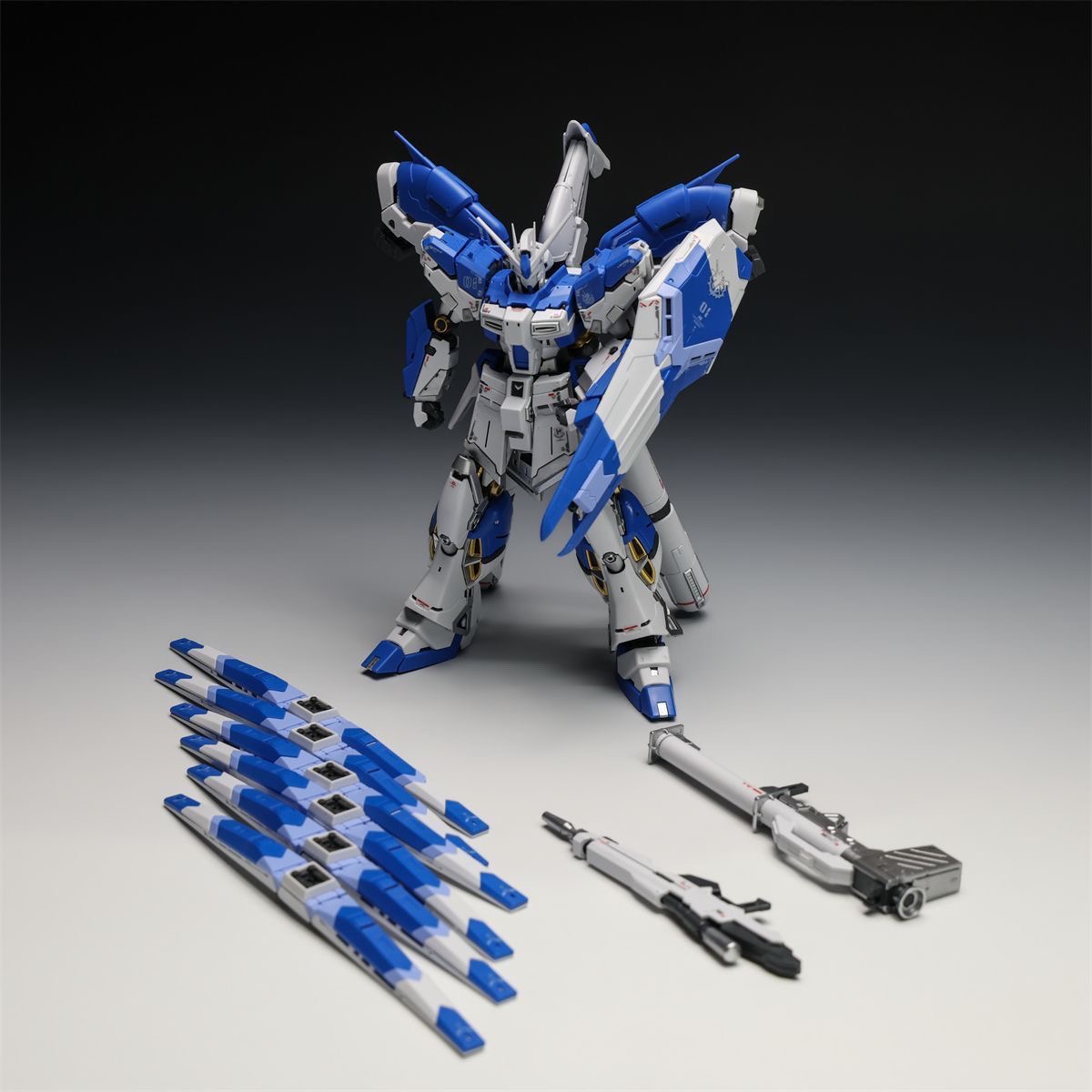 1/144 Hi‑v Gundam Assembly Mod - đánh giá và giá Model Kit Gundam
