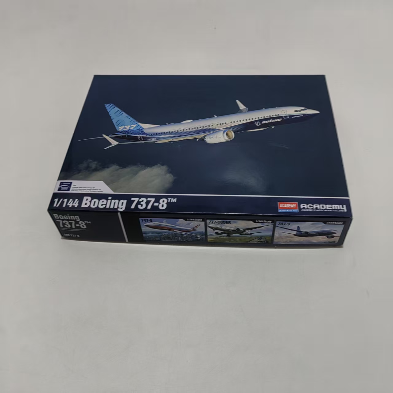 AC12646 ACADEMY 1/144 Boeing 7 - đánh giá và giá Model Kit Academy